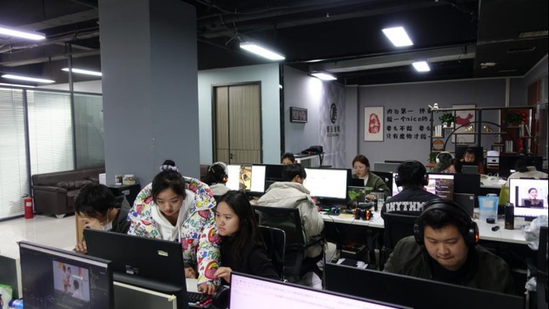 企业宣传片TVC制作：价格构成与影响因素揭秘**